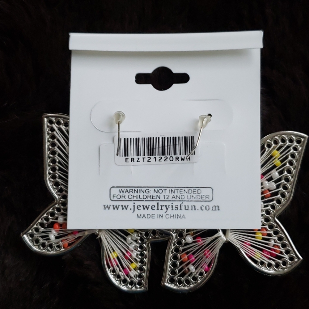 Butterfly beaded wire earings - Picture 2 of 3